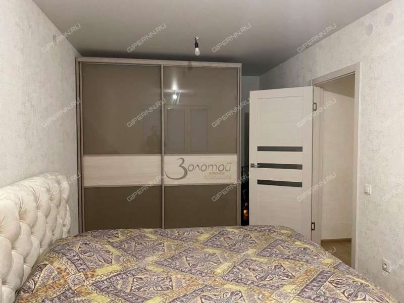 трёхкомнатная квартира на улице Новокузнечихинская дом 2