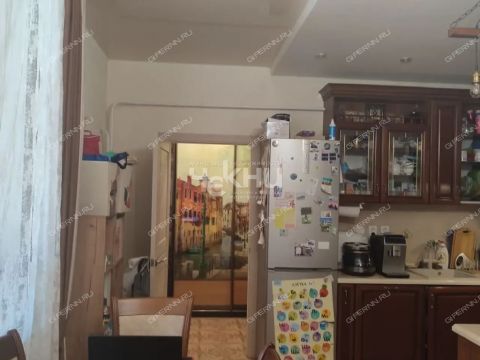 taunhaus-per-tretiy-tihiy-d-1 фото