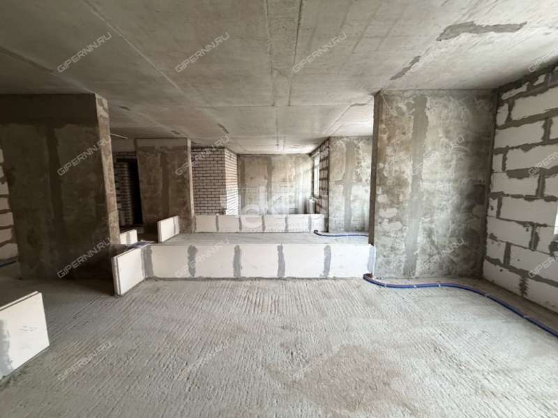 трёхкомнатная квартира на улице Максима Горького дом 73