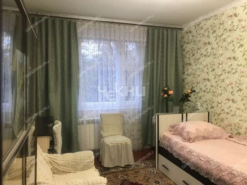 трёхкомнатная квартира на улице Верхнепечёрская дом 4 к1