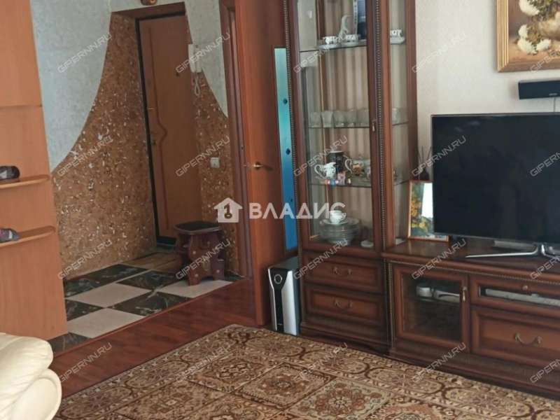 трёхкомнатная квартира на Южном шоссе дом 28 к2