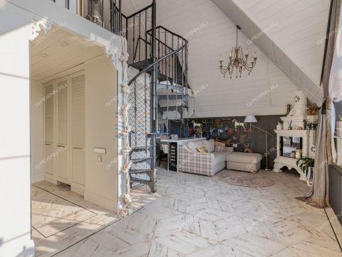 2-komnatnaya-ul-dobrolyubova-d-6a фото