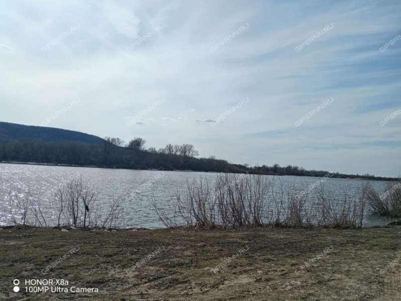 здание под коммерческую недвижимость на Портовое ш город Дзержинск