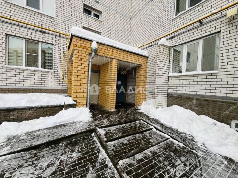 4-komnatnaya-ul-fedoseenko-d-4 фото