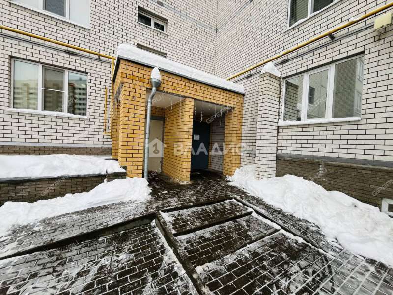 четырёхкомнатная квартира на улице Федосеенко дом 4