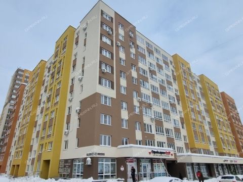 2-komnatnaya-ul-romantikov-d-14 фото