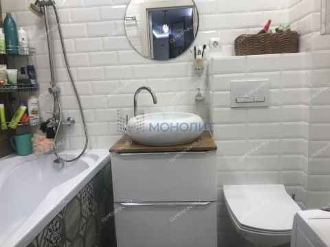 1-komnatnaya-nab-volzhskaya-d-19 фото