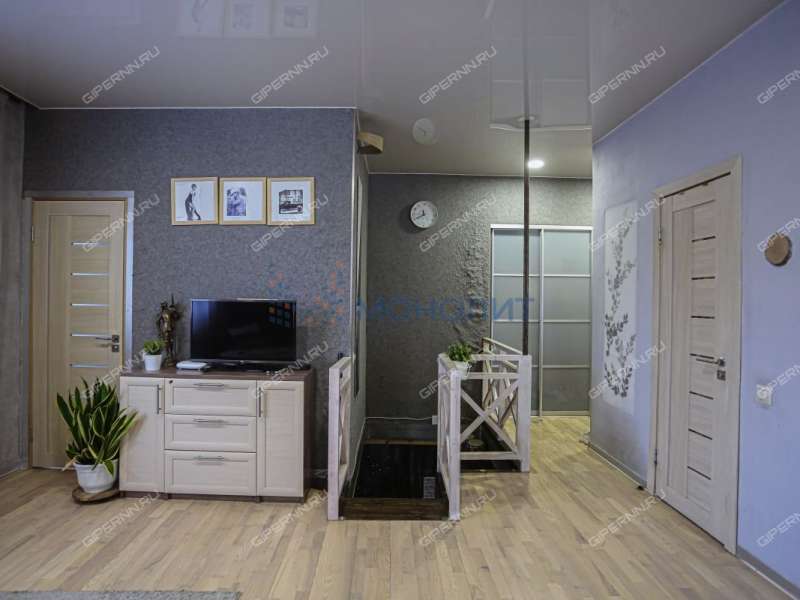 трёхкомнатная квартира в Парниковом переулке дом 8