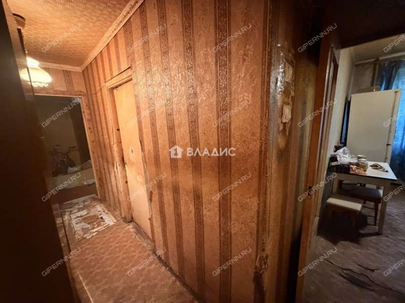 трёхкомнатная квартира на улице Строкина дом 8