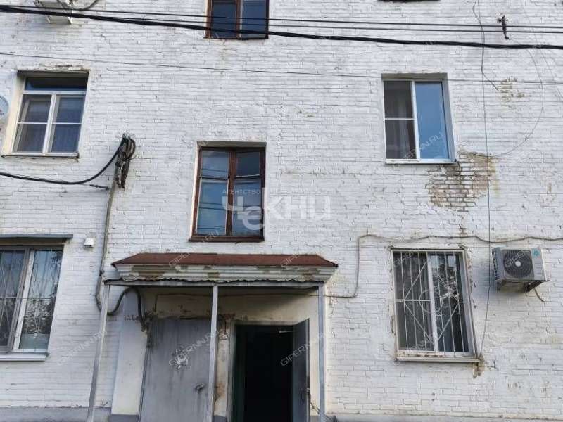 комната в доме 43 на Народной улице
