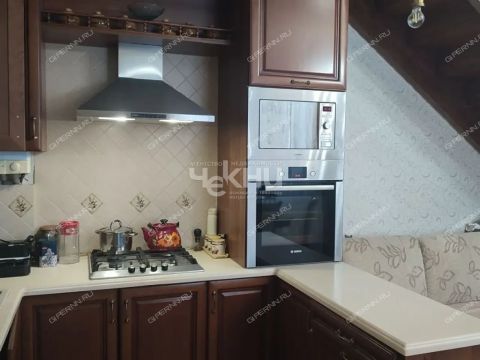 taunhaus-per-tretiy-tihiy-d-1 фото