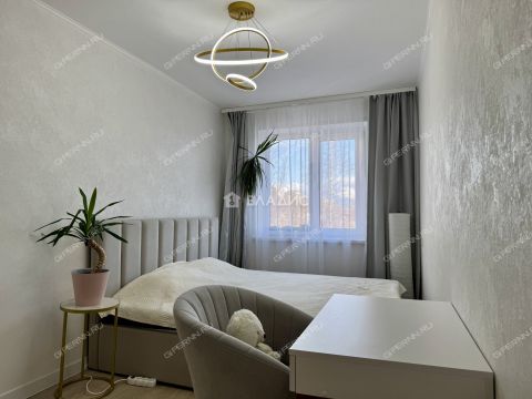 3-komnatnaya-ul-germana-lopatina-d-14-k1 фото
