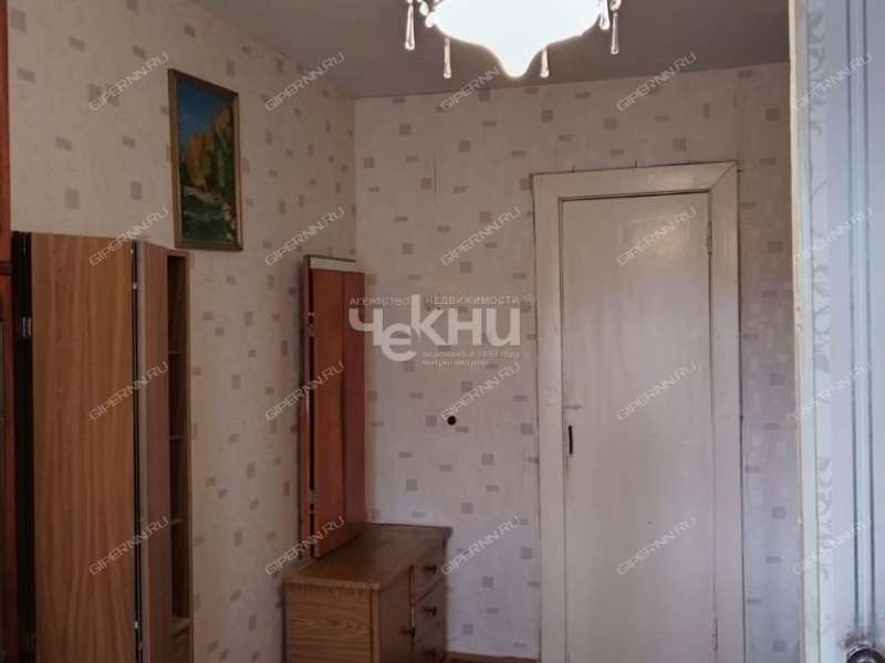 трёхкомнатная квартира на Автомеханической улице дом 10