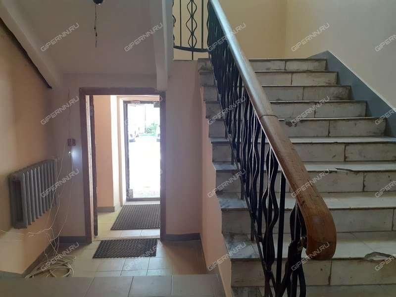 помещение под офис на Июльских Дней ул., д.1