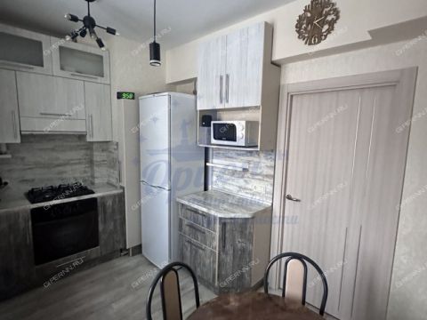 2-komnatnaya-ul-nevzorovyh-d-35 фото