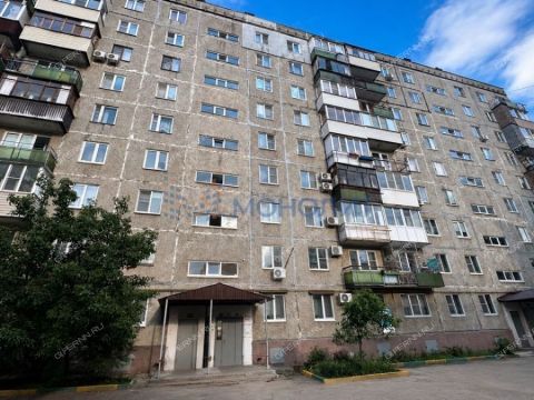 3-komnatnaya-b-r-zarechnyy-d-9 фото