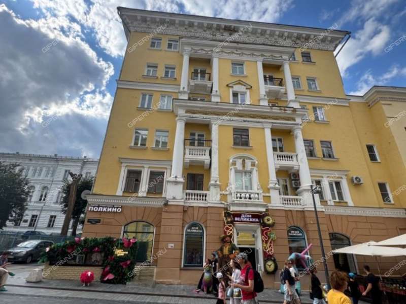 трёхкомнатная квартира на Большой Покровской улице дом 35а