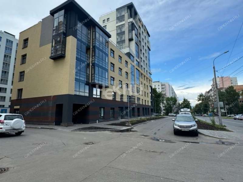 трёхкомнатная квартира на Полтавской улице дом 15