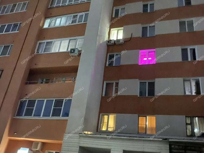 трёхкомнатная квартира на улице Октябрьской Революции дом 42