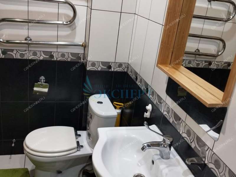 трёхкомнатная квартира на улице Маршала Рокоссовского дом 2 к1