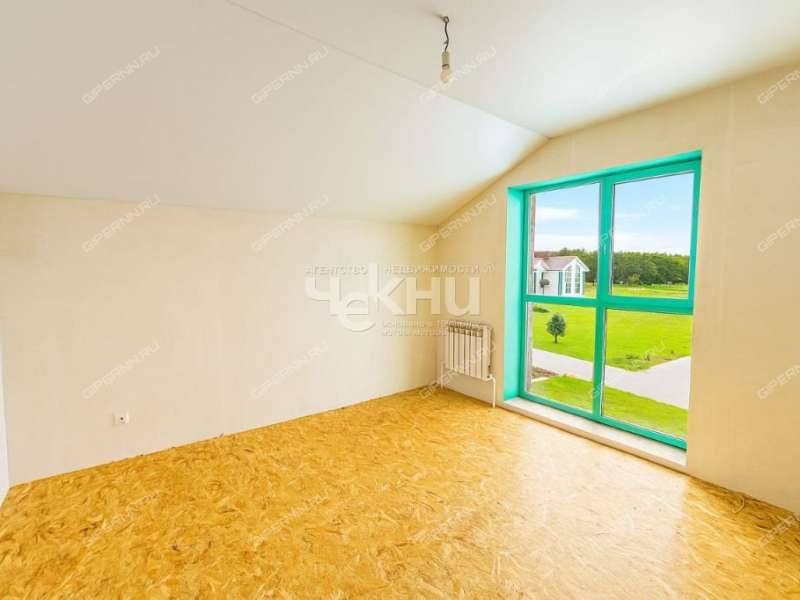 дом на 9-я Изумрудная посёлок Селекционной станции