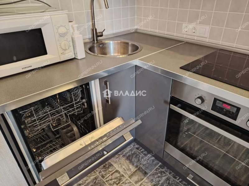 однокомнатная квартира на улице Академика Сахарова дом 111 к1