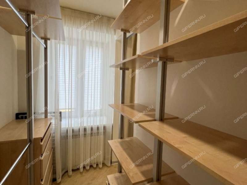 трёхкомнатная квартира на Большой Покровской улице дом 35а