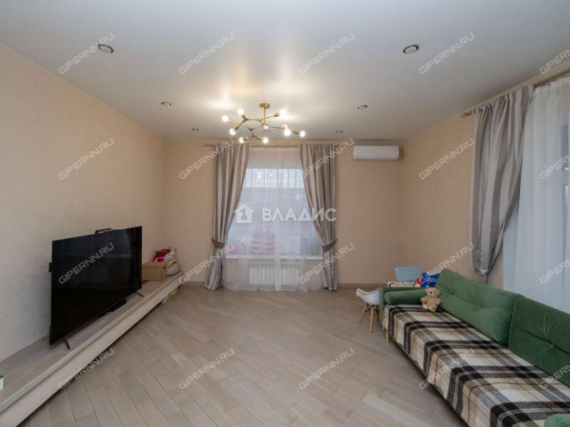 дом на улице Полевая деревня Карабатово