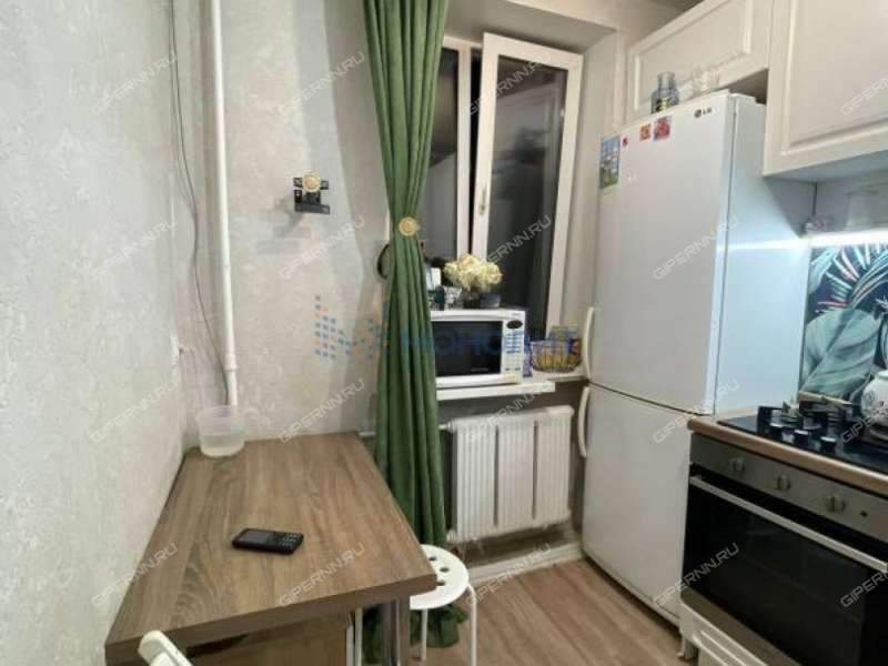 двухкомнатная квартира на улице Радистов дом 20