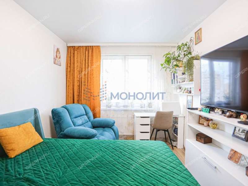 трёхкомнатная квартира на проспекте Героев Донбасса дом 1