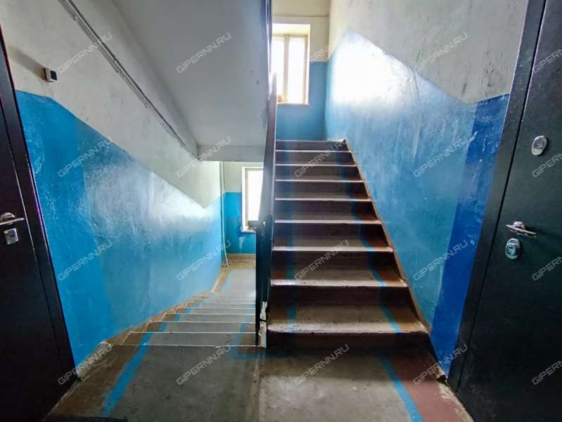 однокомнатная квартира в 2-м микрорайоне дом 22 город Кстово