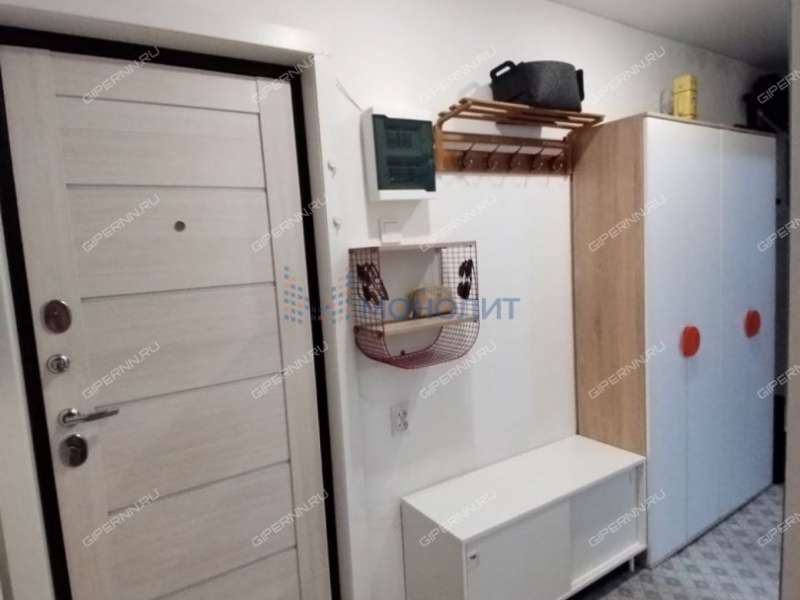 трёхкомнатная квартира на улице Сергея Есенина дом 16