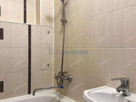 2-komnatnaya-prosp-gagarina-d-112 фото