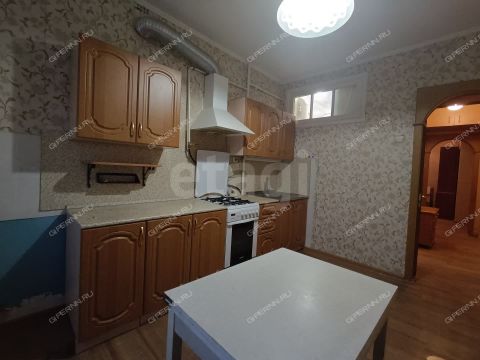 3-komnatnaya-ul-chaadaeva-d-19 фото