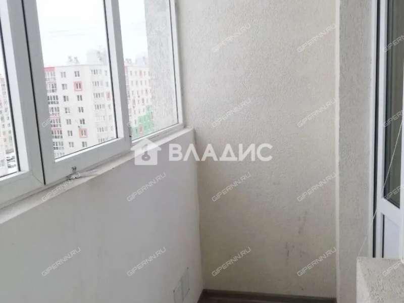 однокомнатная квартира на Бурнаковской улице дом 77
