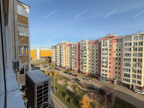 3-komnatnaya-ul-delovaya-d-22-k2 фото