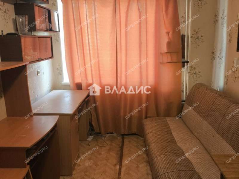 комната в доме 42 на улице Бурденко