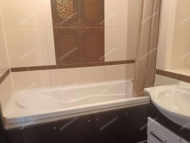 двухкомнатная квартира на улице Крылова дом 6