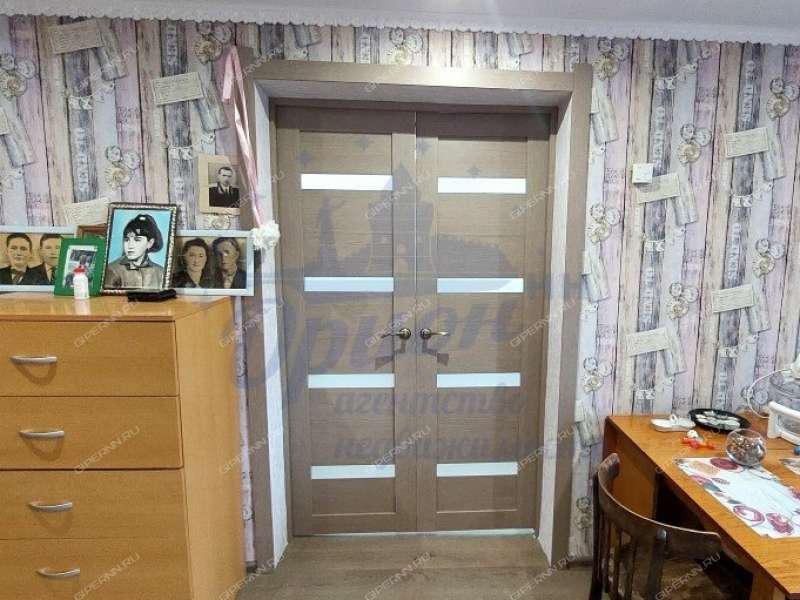 дом на Колхозной улице деревня Комарово