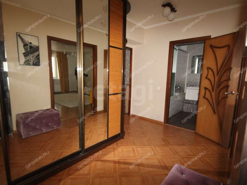 двухкомнатная квартира на улице Менделеева дом 15а