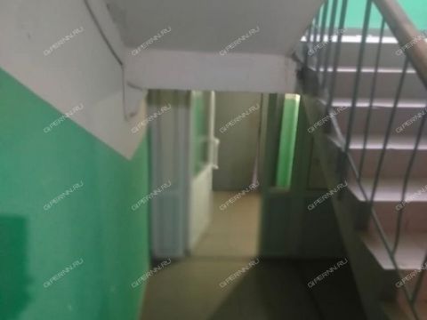 2-komnatnaya-ul-sergeya-esenina-d-38 фото
