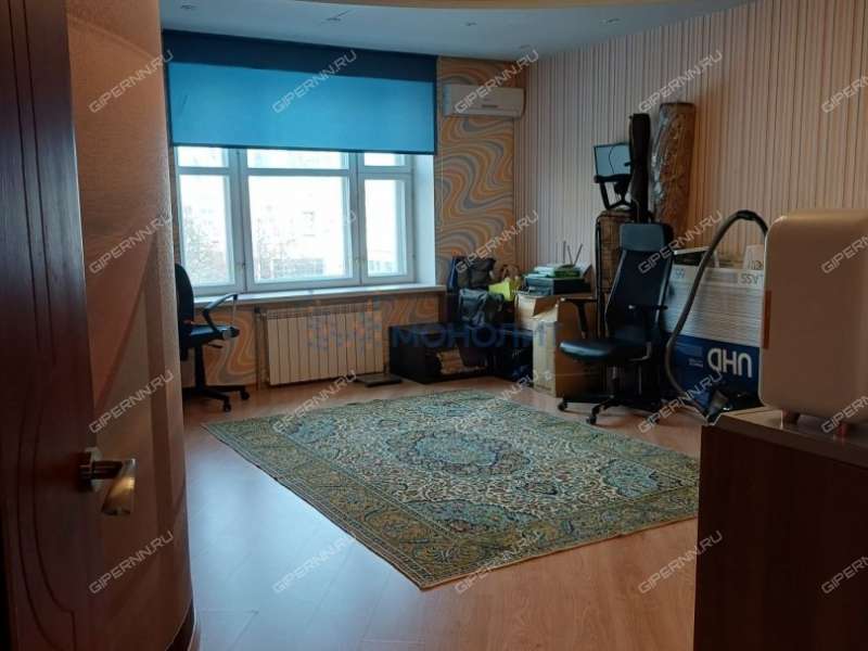 трёхкомнатная квартира на улице Невзоровых дом 85