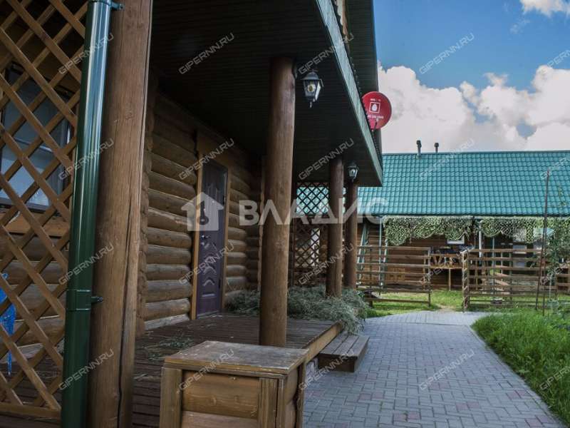 дом на 13 деревня Ройка