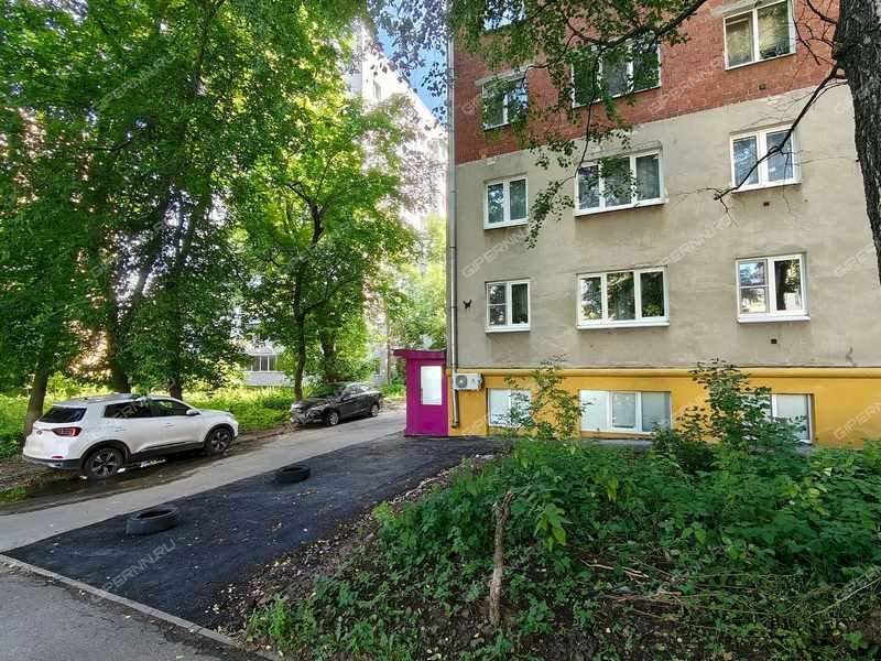 помещение под торговую площадь на Невзоровых ул, д. 38/6