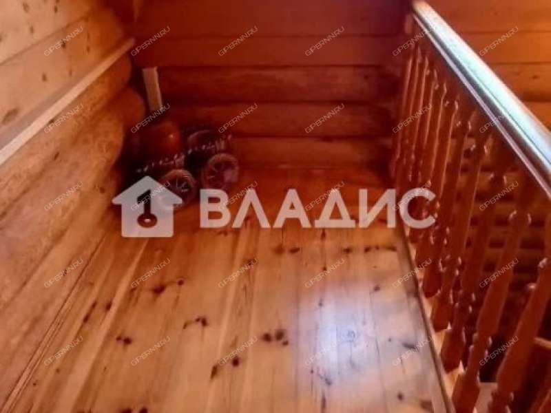 дом на 64 деревня Ройка
