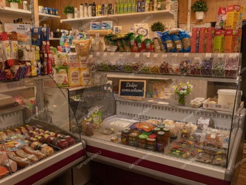 здание под торговую площадь, производственную площадь на -