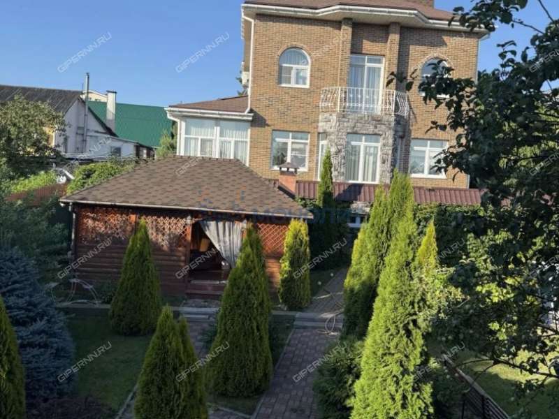 коттедж на улице Покровского