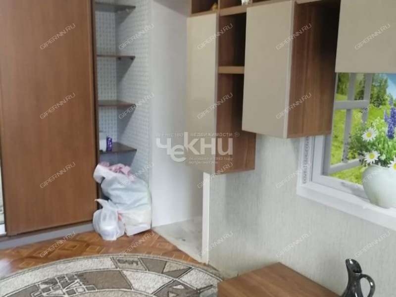 комната в доме 5 на улице Подводников