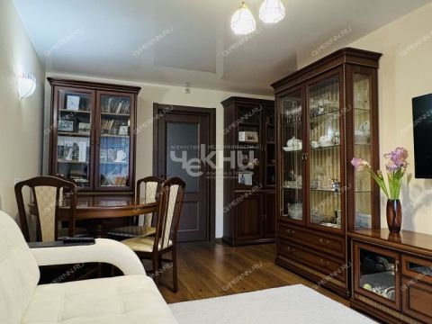 3-komnatnaya-ul-proviantskaya-d-20 фото