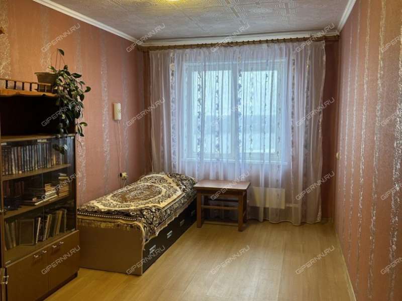 четырёхкомнатная квартира на Волжской набережной дом 9